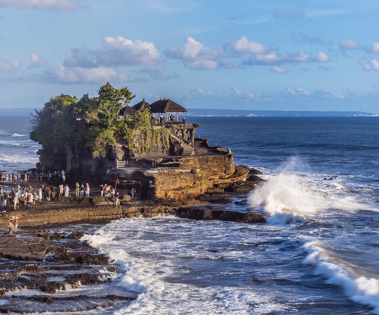 Tanah Lot Temple: Bali Vacation Packages