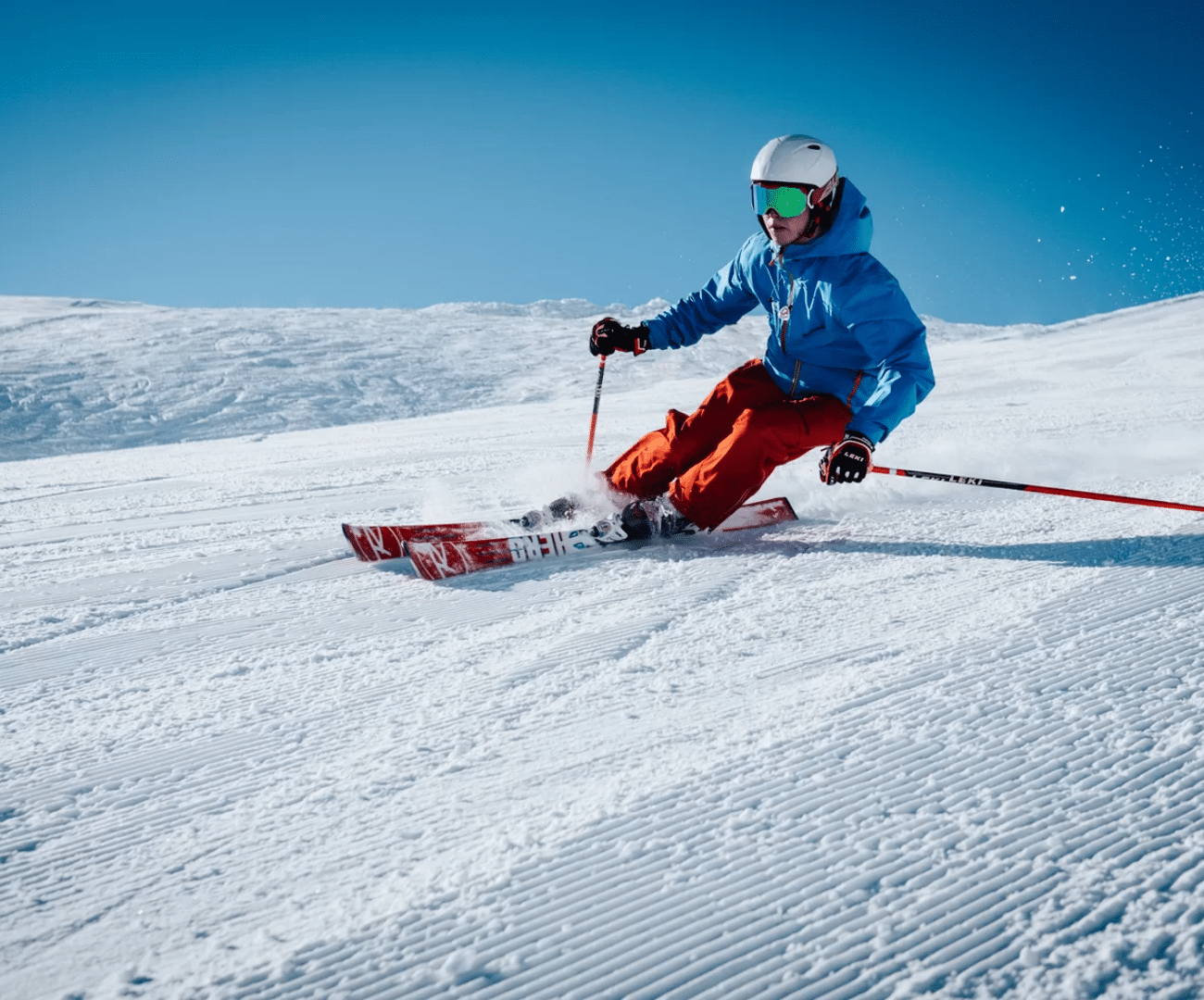 Ice skiing on himachal trip