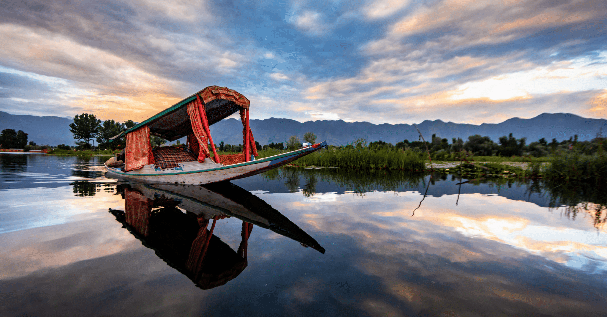 Srinagar Shikara Ride